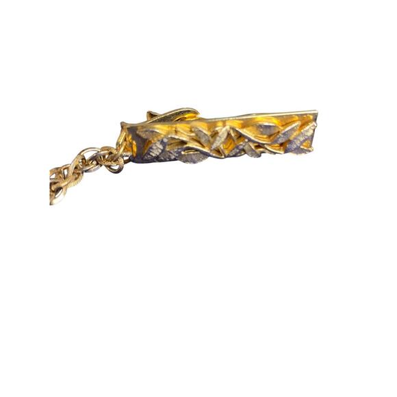Vintage Goldtone Sweater Clip Bar Clips Vine Design Chain - Picture 4 of 6